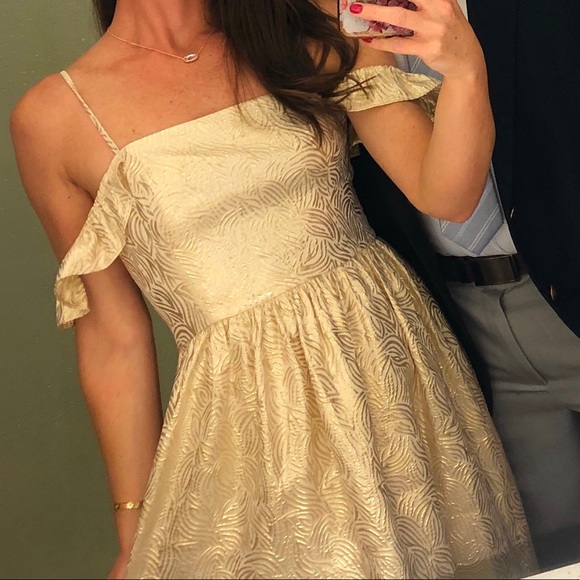 Lilly Pulitzer gold dress ✨ - Picture 7 of 9